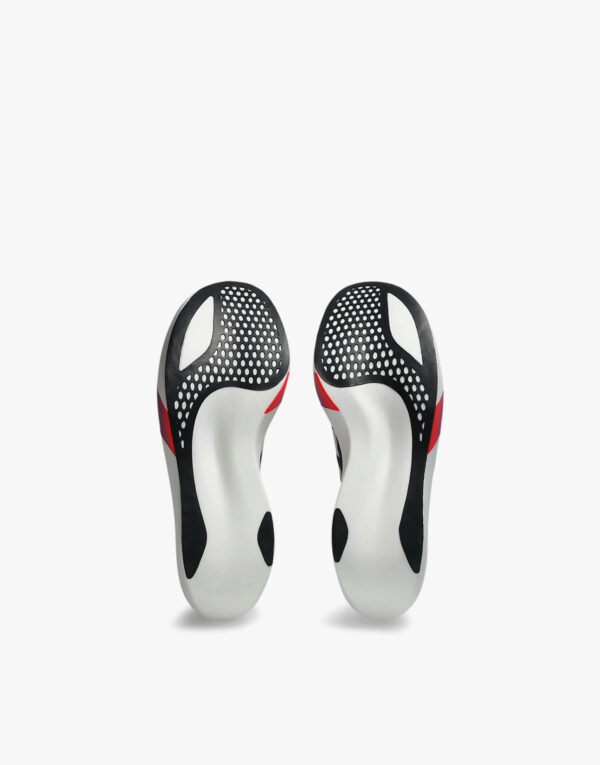 ASICS Metaspeed RAY